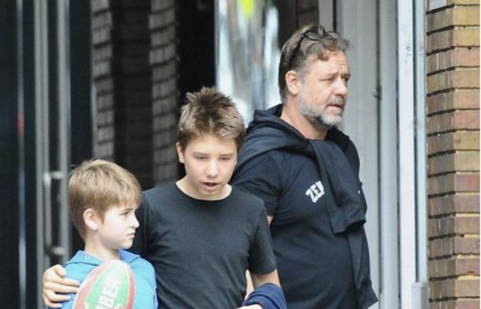 Bollywood News - Russell Crowe's kids quarantining away from him in...