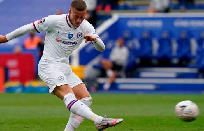 Ross Barkley 8 out of 10, Billy Gilmour 3; Ben Chilwell 5: Leicester v Chelsea player ratings