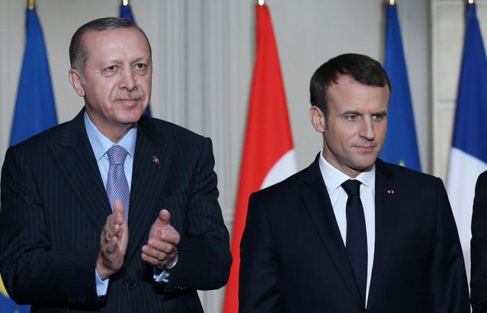 France pulls out of Nato’s Mediterranean mission as it presses for sanctions on Turkey