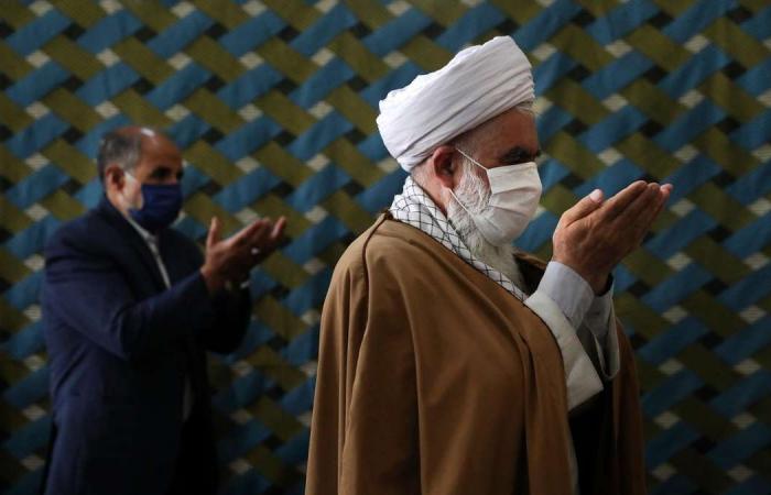 Coronavirus: Iran makes masks compulsory amid rising deaths