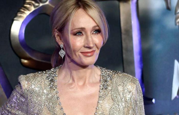 JK Rowling leads 150 artists in attack on 'cancel culture'