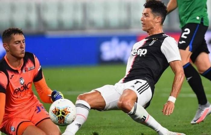 Ronaldo's penalties salvage 2-2 draw for Juventus against Atalanta