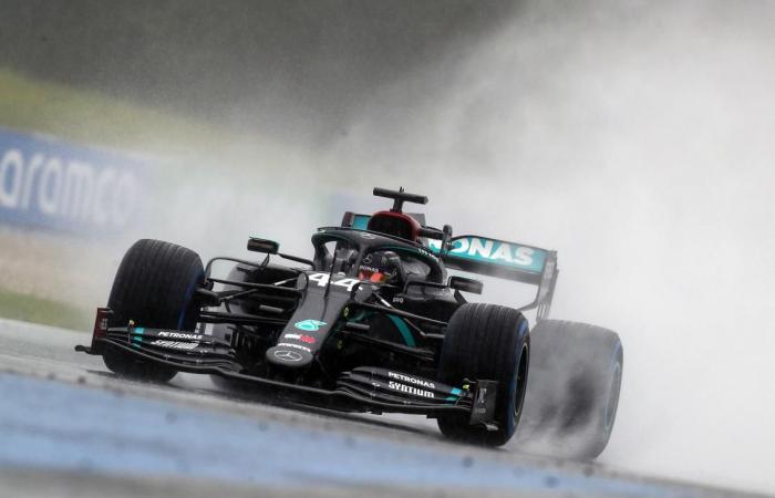 ‘I couldn’t see where I was going,’ says Lewis Hamilton after Austria rain masterclass