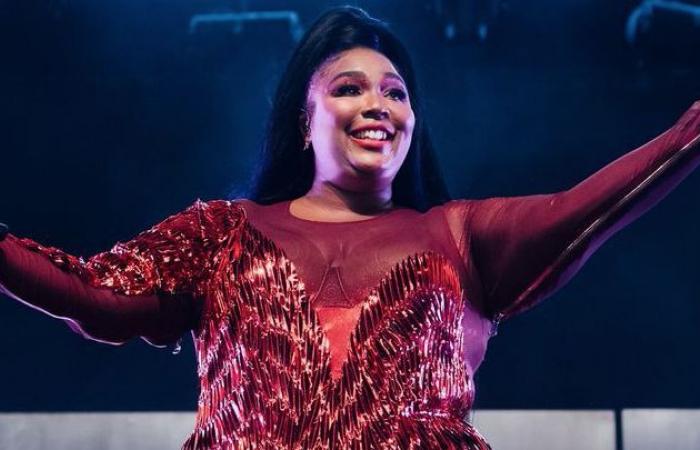 Bollywood News - Lizzo opens up on her anxiety ...