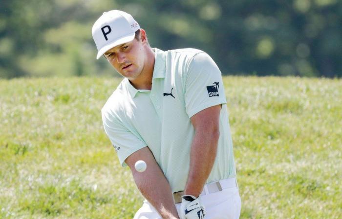 Woods, DeChambeau attract attention for different reasons