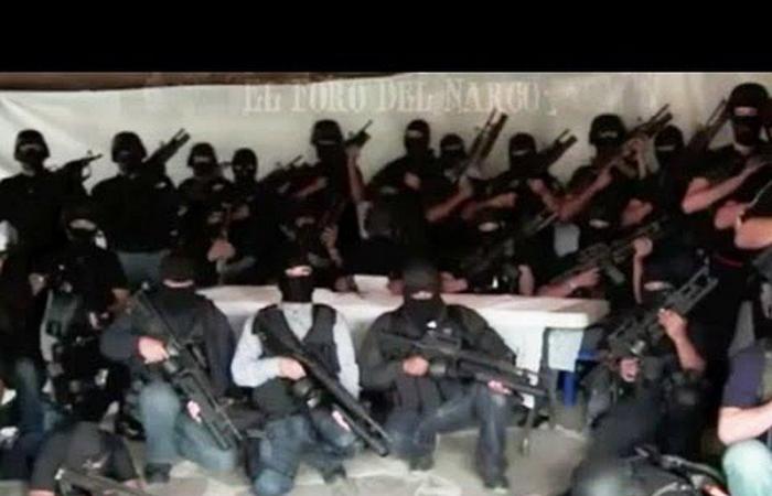 Mexican cartel shows its might as president visits its heartland