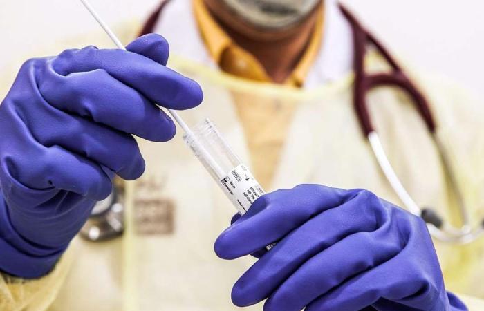 Coronavirus: ninety Dubai doctors awarded golden card visas for work during pandemic