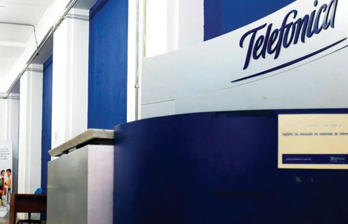 Telecoms firms bid for Oi’s mobile assets