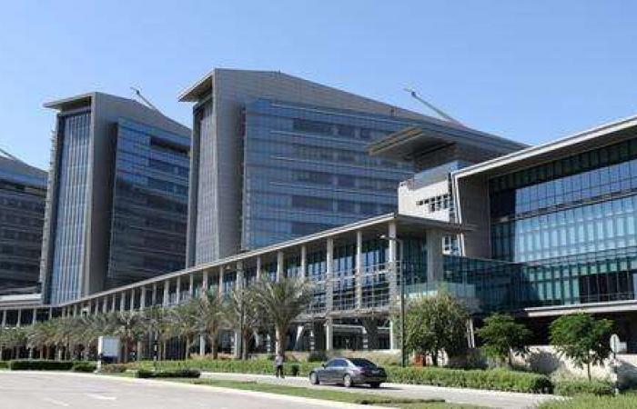 Coronavirus: major Abu Dhabi hospital resumes suspended health services