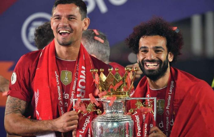 Liverpool lift Premier League trophy after thrilling win over Chelsea