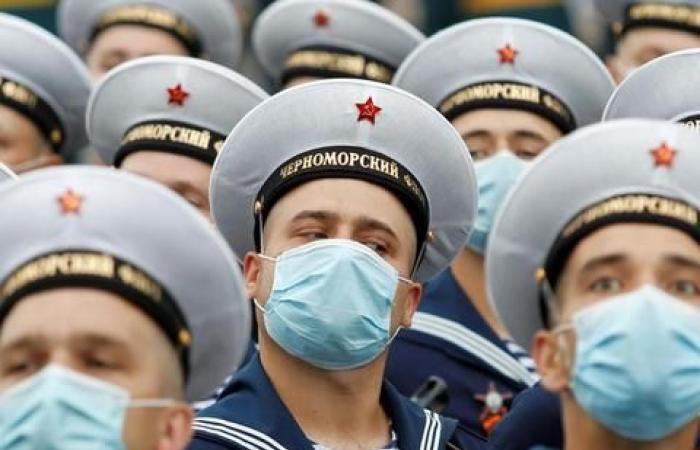 North Korea declares emergency over suspected coronavirus case