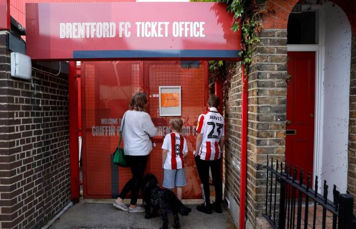 Brentford beat Swansea to reach Championship play-off final