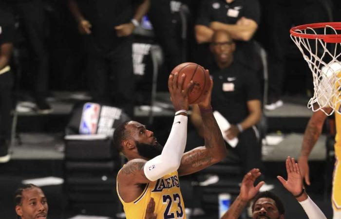 LeBron James hits go-ahead basket as Lakers edge Clippers in NBA restart