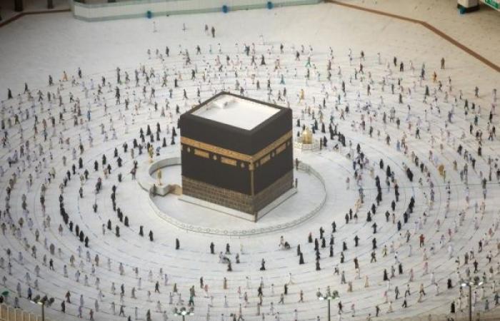 Hajj comes to a close as pilgrims complete rituals