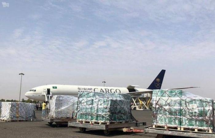 Saudi relief plane arrives in Khartoum
