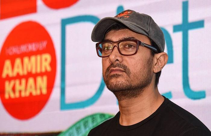Bollywood News - Aamir Khan mourns the death of his teacher