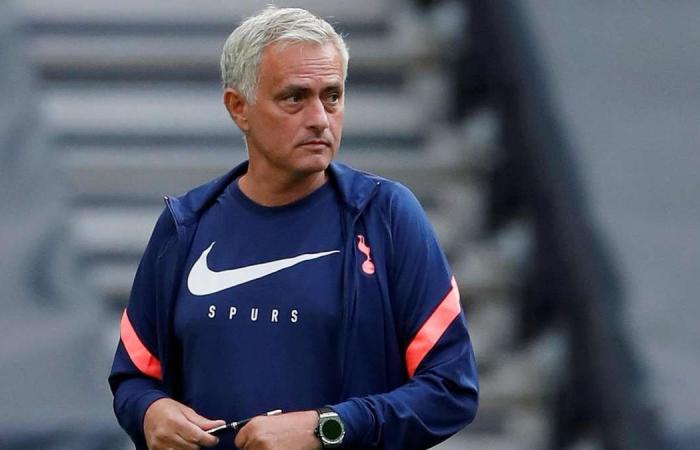 Jose Mourinho expects to sign a striker as Tottenham manager hits out at 'non-human' schedule