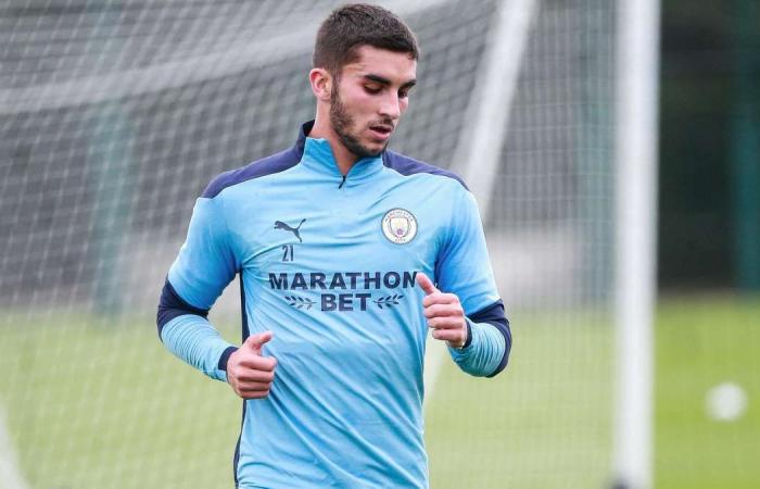Ferran Torres interview: New Manchester City winger on the pull of Pep and the joy of taking David Silva's No 21 shirt