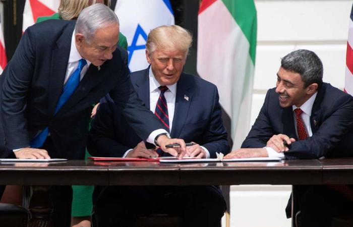 Abraham Accord: White House signing table and its colourful history