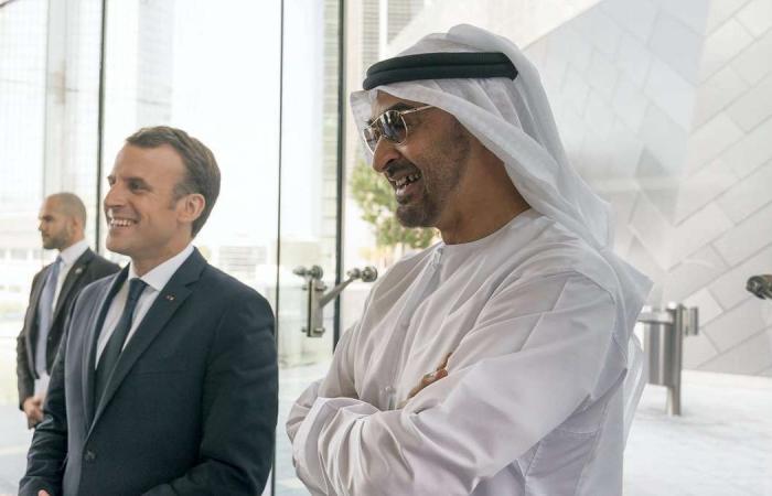Sheikh Mohamed bin Zayed in call with French president