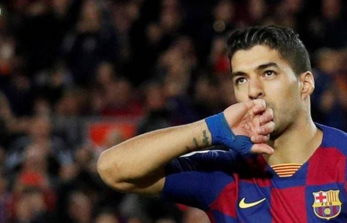Luis Suarez joins Atletico Madrid from Barcelona