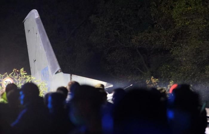 Cadets among 22 dead in Ukraine military plane crash