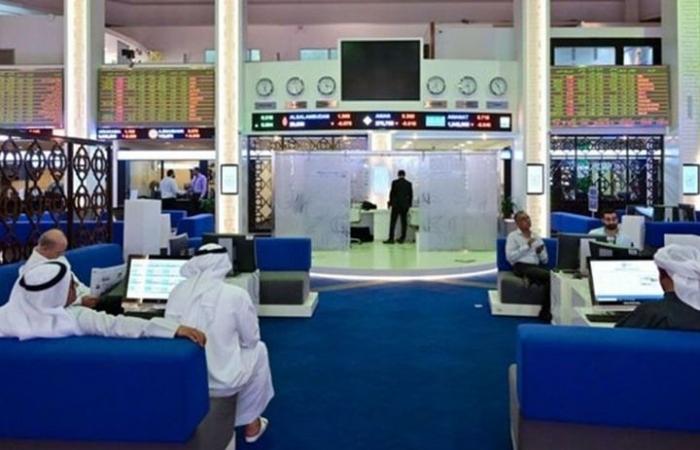 Losses of 3 sectors drive the Dubai Stock Exchange to decline...