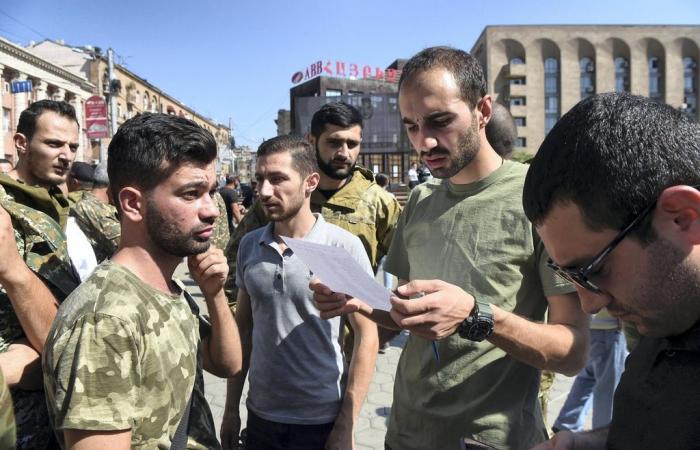 Armenia rallies to ‘defend homeland’ over fighting with Azerbaijan