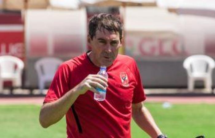 Who leads Al-Ahly training in the absence of Fyler and Siza...