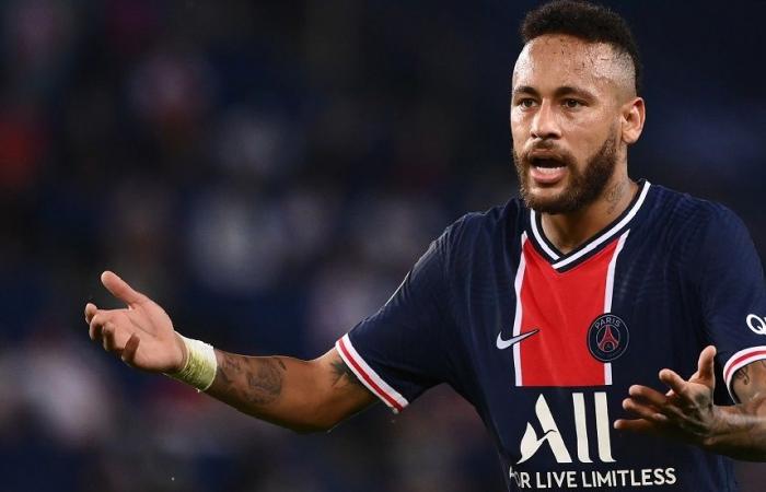 Officially, the French League issued its decision on accusing Neymar of...