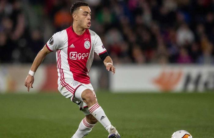 Barcelona sign American teenager Sergino Dest from Ajax on five-year deal