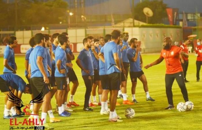 Capello leads his first physical training with Al-Ahly players