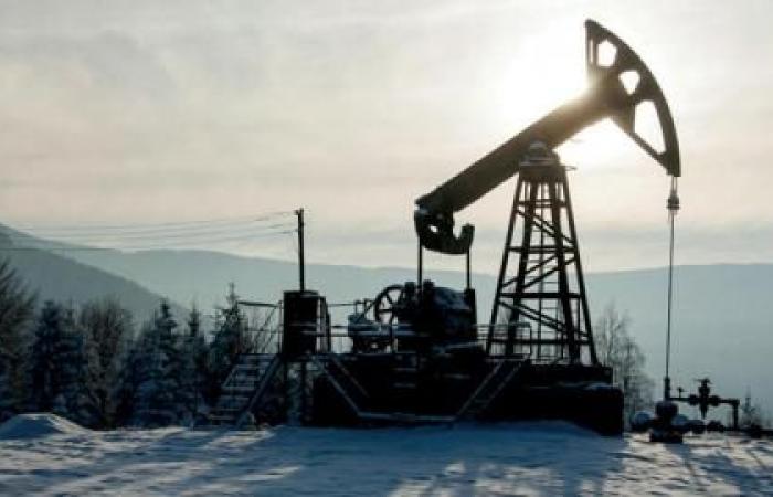 The future of the oil sector faces the repercussions of the...