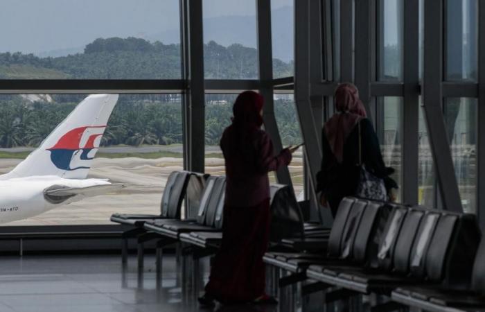 Malaysia Airlines may have to shut down if restructuring plan fails