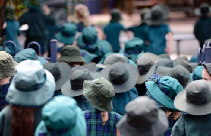 Victorian students return to school after months of study from home