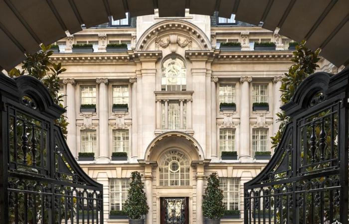 A tour around .. the best luxury hotels in London –...
