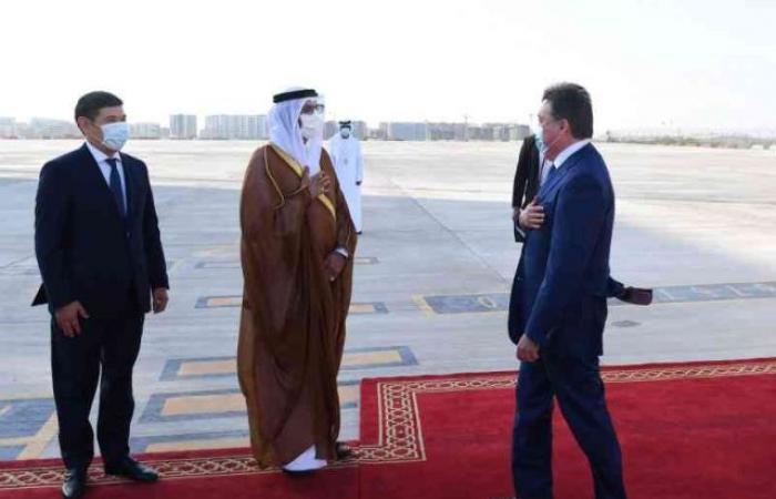 Kazakhstan’s Prime Minister visits Sheikh Zayed Grand Mosque in Abu Dhabi...