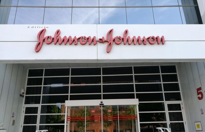 What To Expect Johnson & Johnson On Tuesday