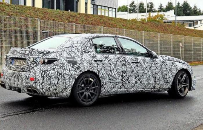 Look at the possibly A45 Mercedes-AMG C63 engine