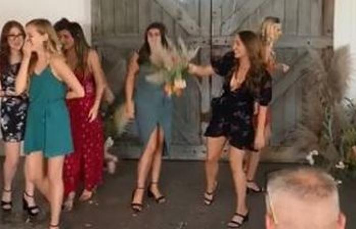 Reddit video shows woman viciously tearing bouquet from the hands of...