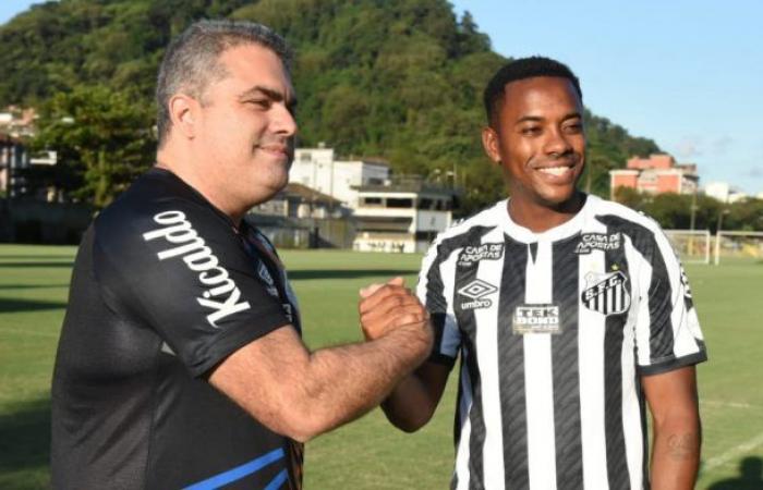 Santos sponsor breaks with club after signing Robinho