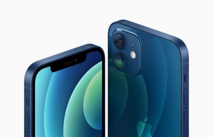 Google Pixel 5 vs Apple iPhone 12: Which is Better?