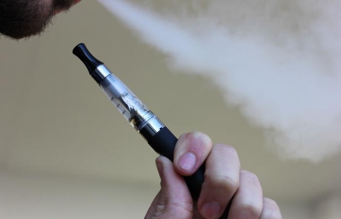 Almost a third of young Quebecers vape