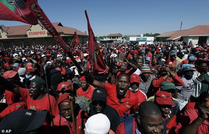 South African city prepares for racist violence over farm killing