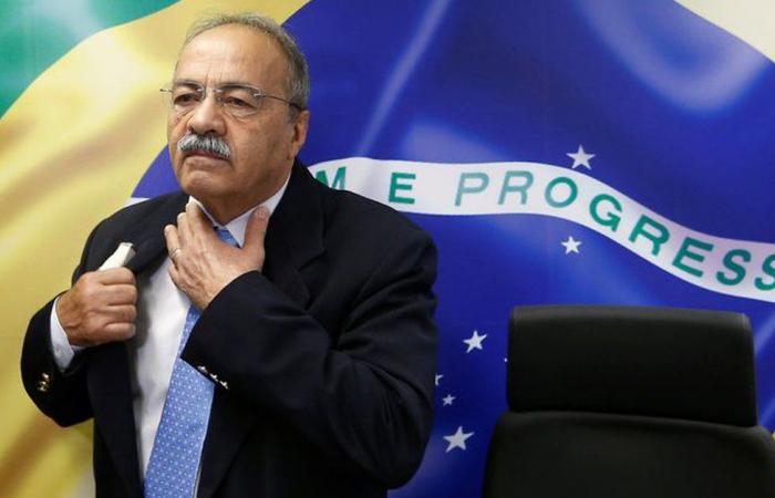 A Brazilian senator tried to hide money between his buttocks during...