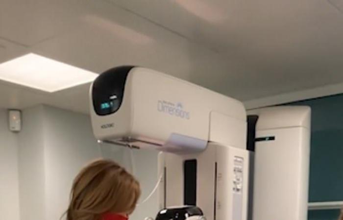 Amanda Holden films her mammography for Breast Cancer Awareness Month