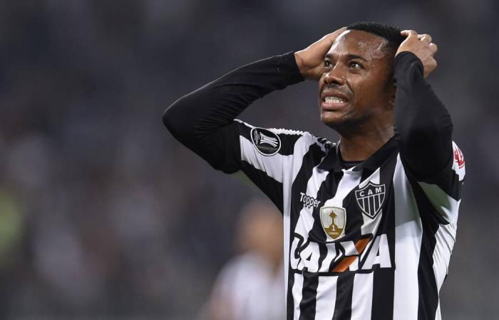 Robinho: “The mistake was not having been faithful to my wife”