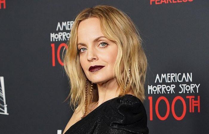 Mena Suvari is pregnant! The 41-year-old American beauty actress is...