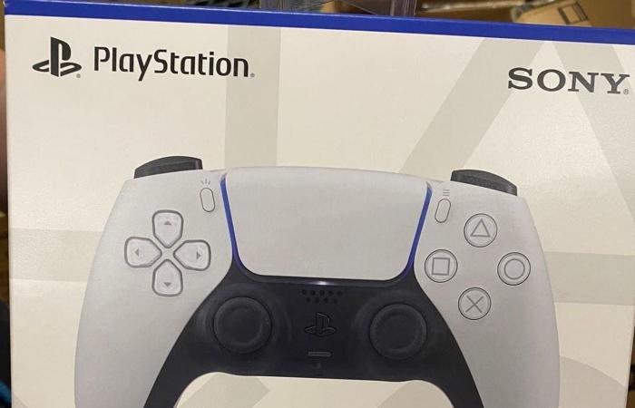 The first DualSense controllers for the PS5 are coming …