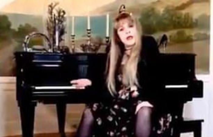Robert Irwin recreates Fleetwood Mac’s viral TikTok video ‘Dreams’